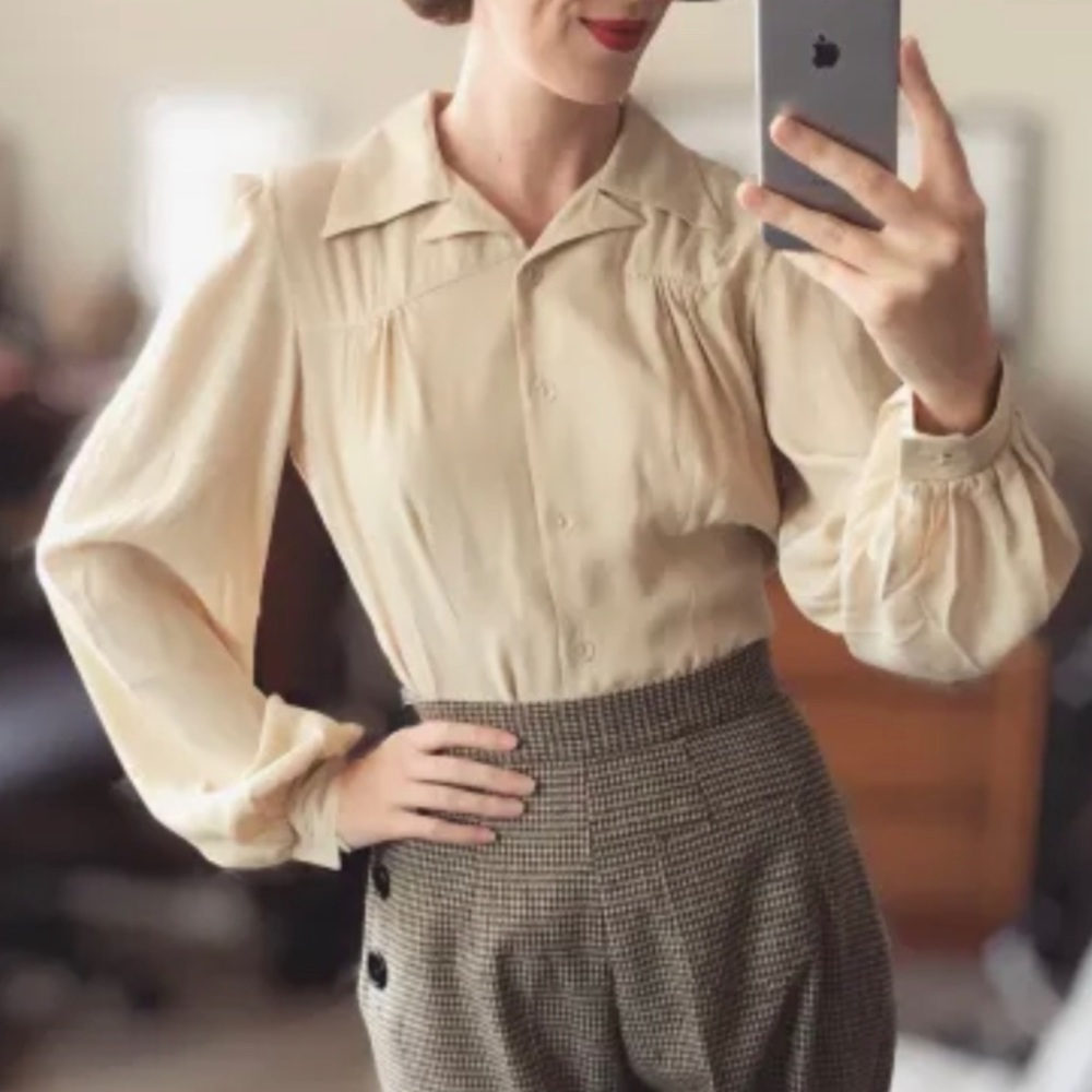 House of Foxy 1940s long sleeve yoke blouse button up 1930s
